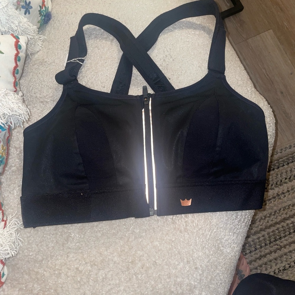 Black Zip-Front Sports Bra